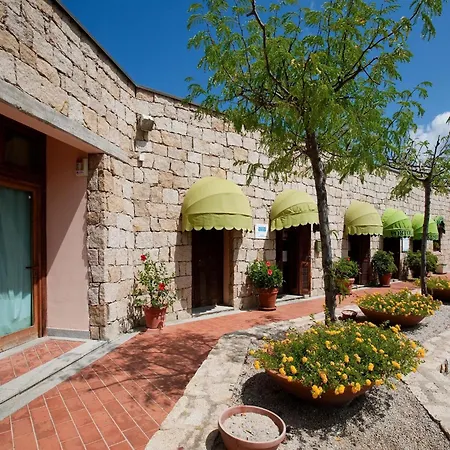 Di Arzachena For 5 Apartmán Cannigione