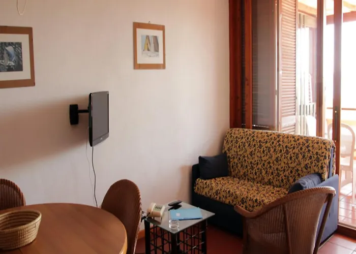 Di Arzachena For 5 Apartman